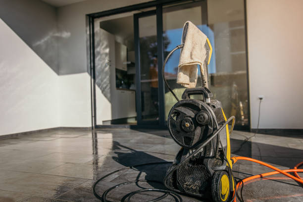 Best Animal Enclosure Cleaning  in Manistee, MI